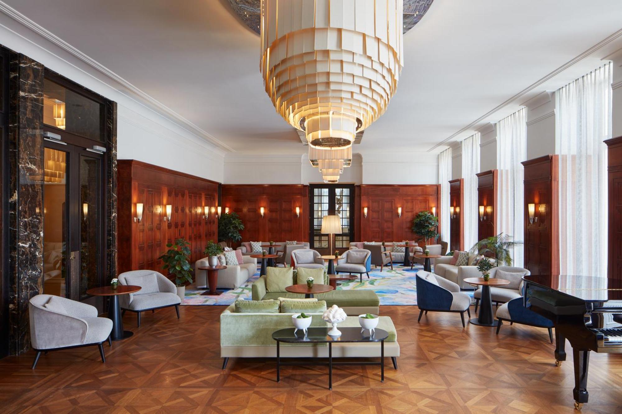 Falkensteiner Spa Resort Mariánské Lázně Dış mekan fotoğraf The hotel's lobby