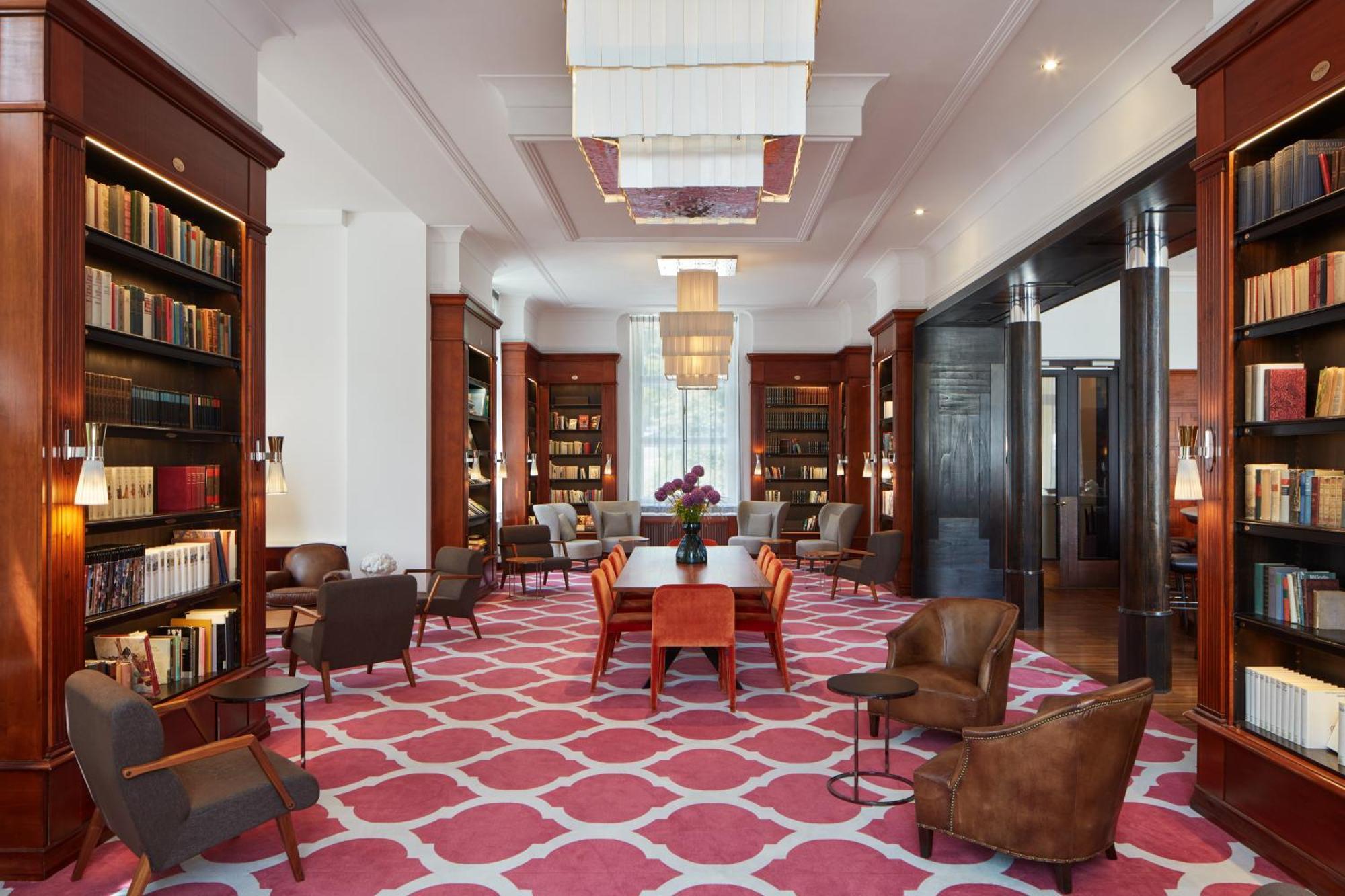 Falkensteiner Spa Resort Mariánské Lázně Dış mekan fotoğraf Library