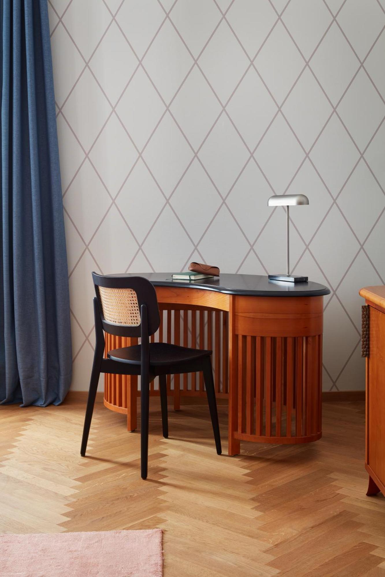 Falkensteiner Spa Resort Mariánské Lázně Dış mekan fotoğraf A desk lamp